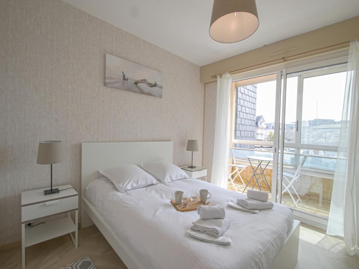 Le Greement - Appt Vue Sur Le Port Apartamento Courseulles-sur-Mer Exterior foto